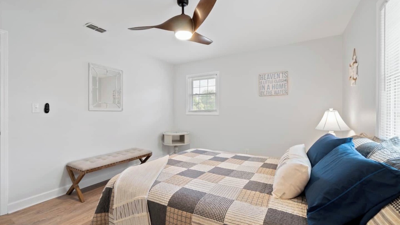 Photo of Bedroom in Claremont