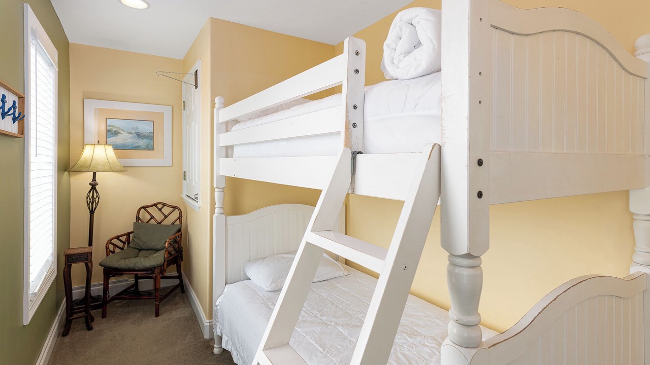 Photo of Bedroom in Holden Beach