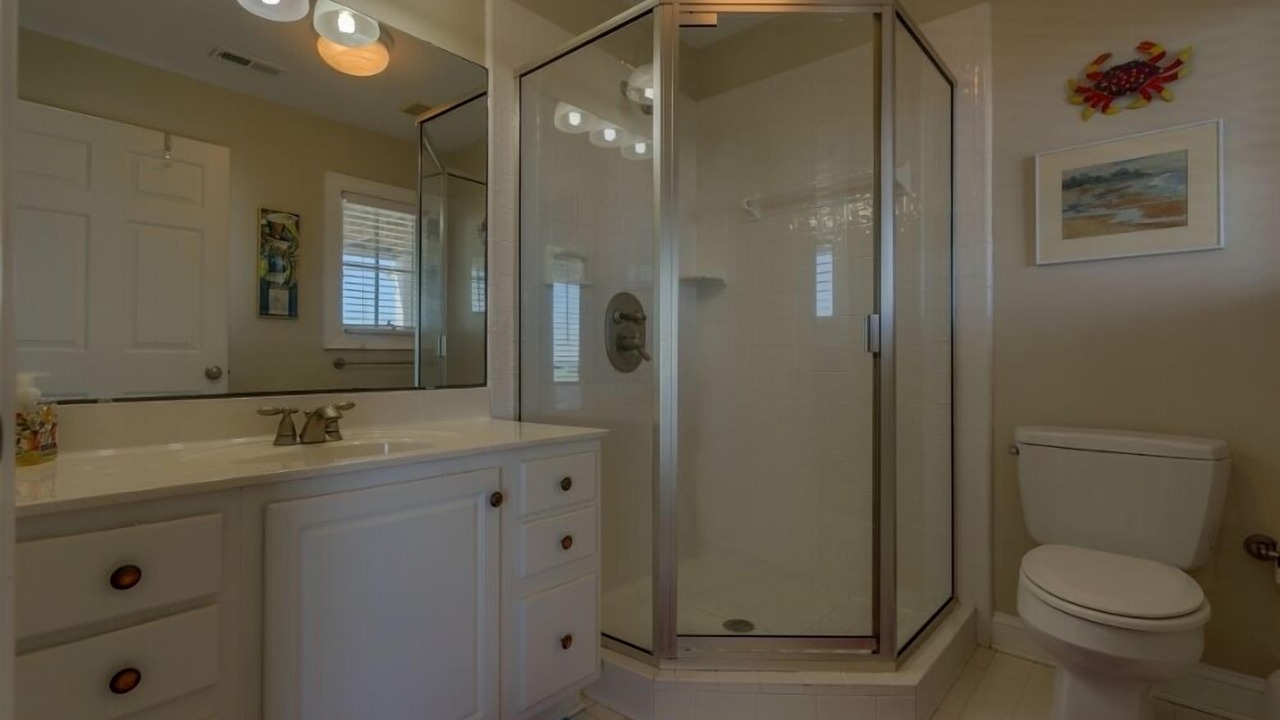 Photo of Bathroom in Holden Beach