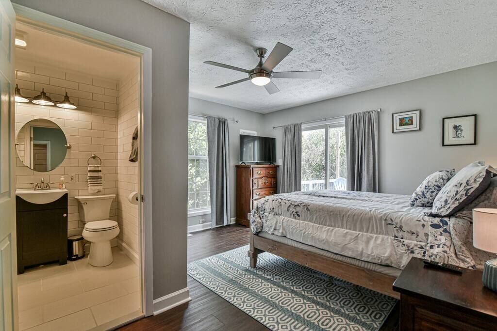 Photo of Bathroom in Oakley