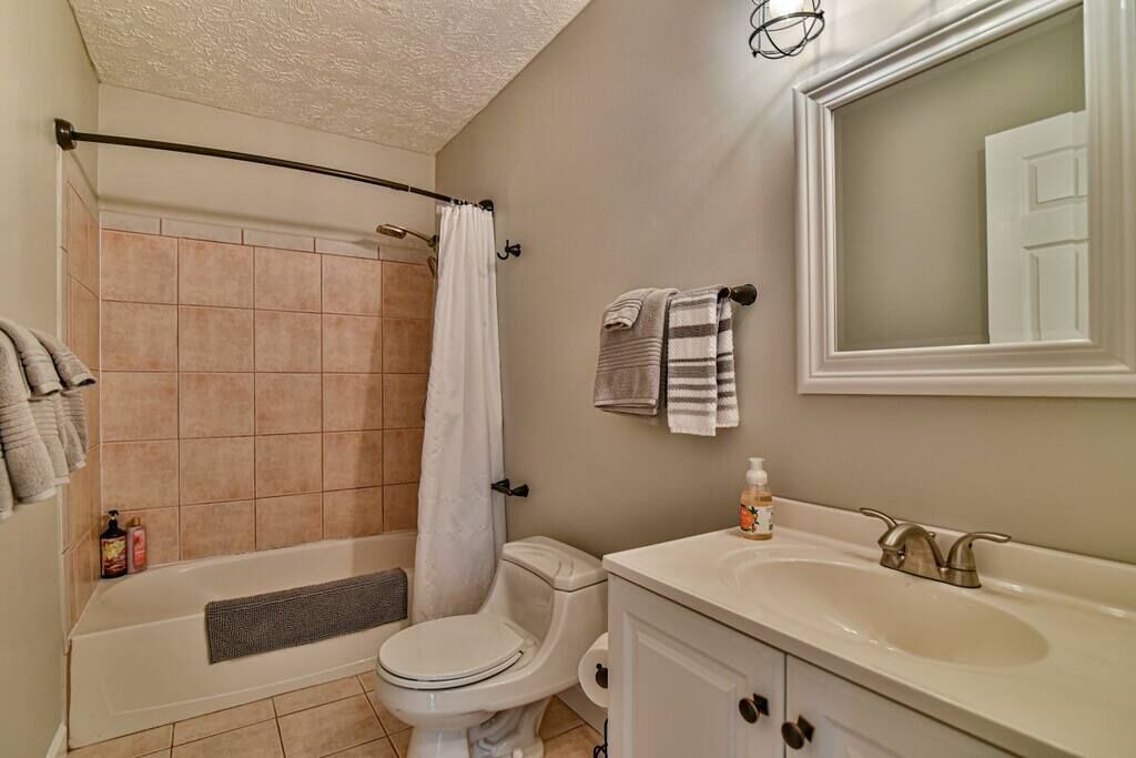 Photo of Bathroom in Oakley