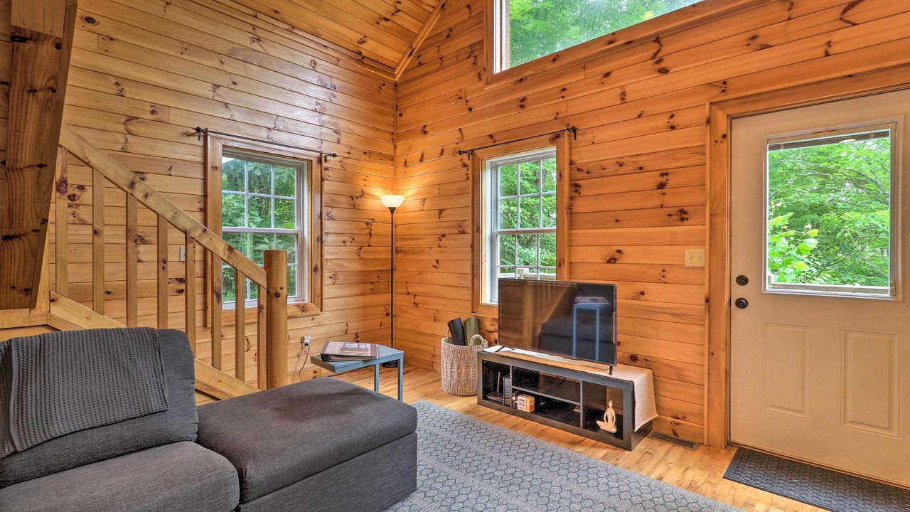 Photo of Livingroom in Boone