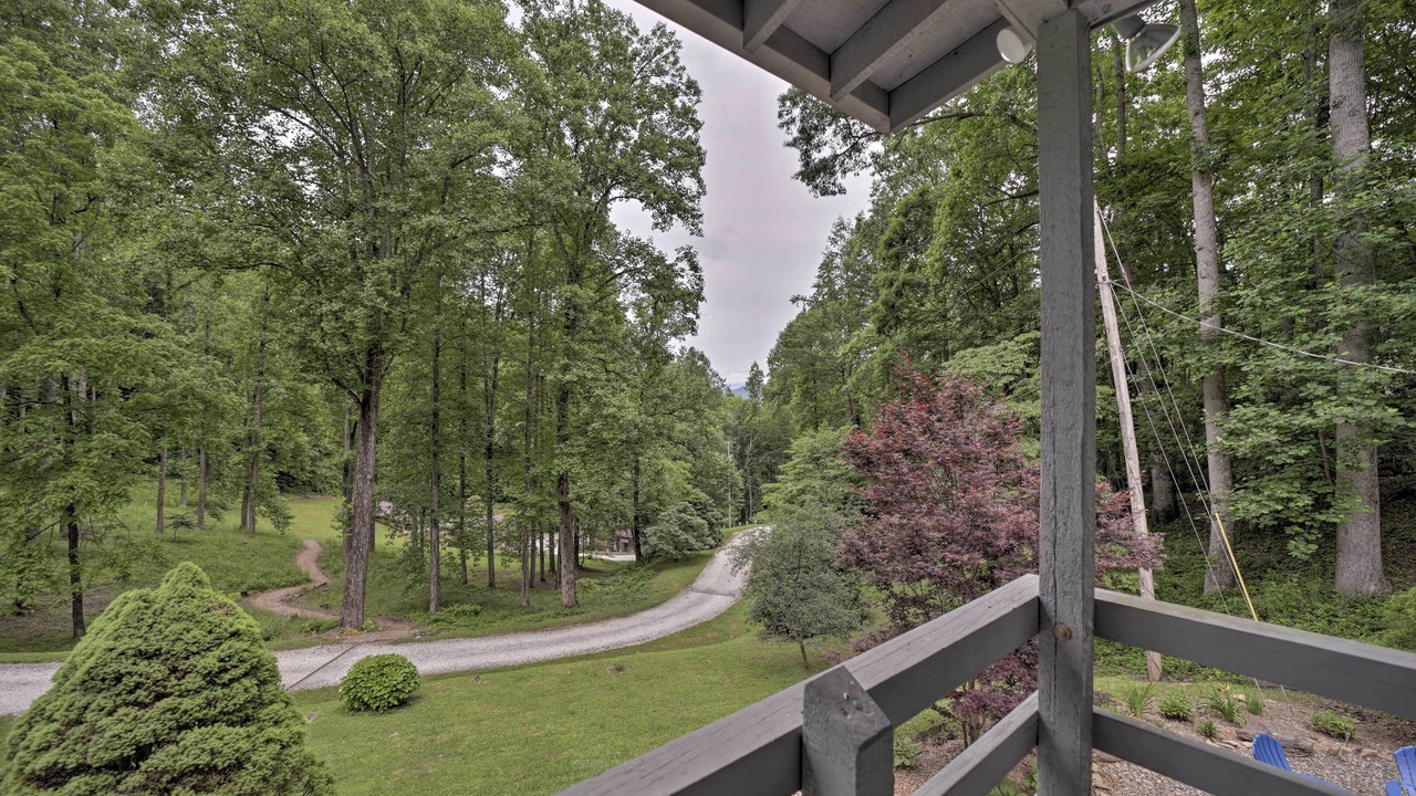 Photo of Patio Balcony in Bryson City