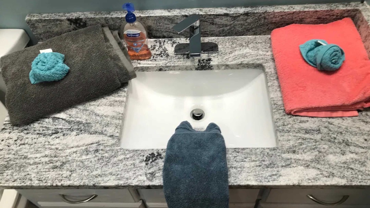 Photo of Bathroom in Glencliff