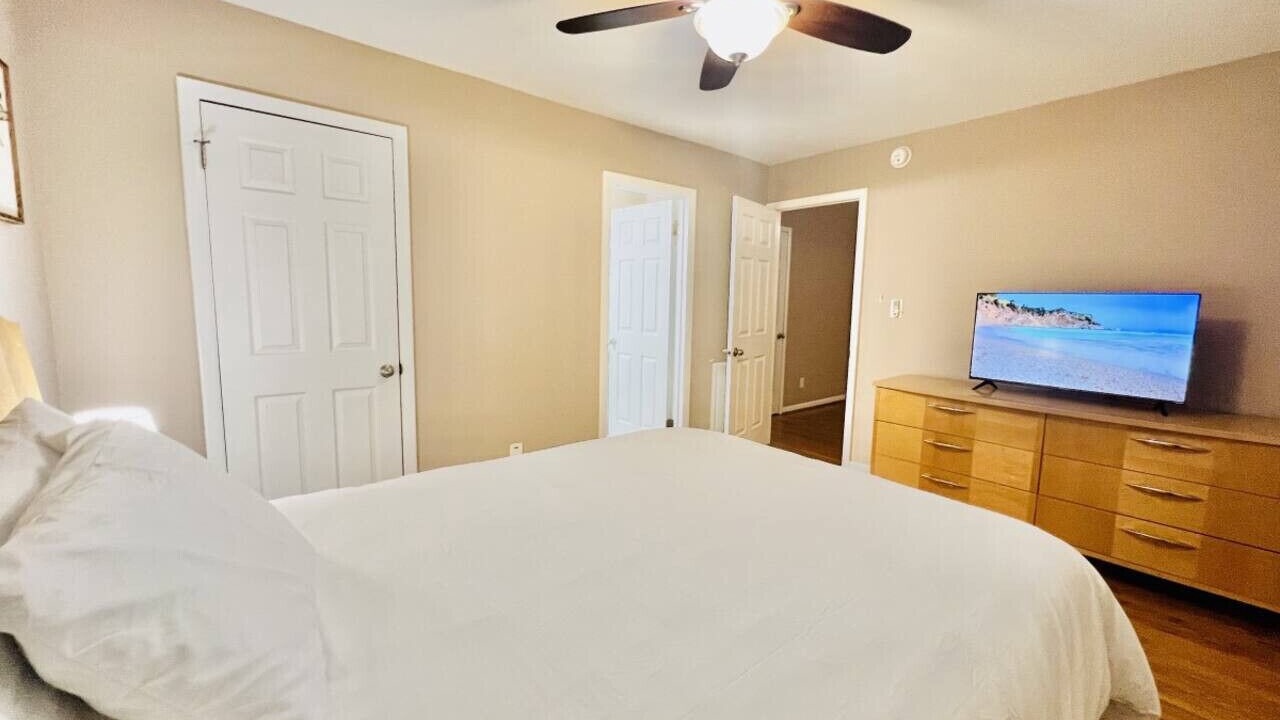 Photo of Bedroom in Raleigh