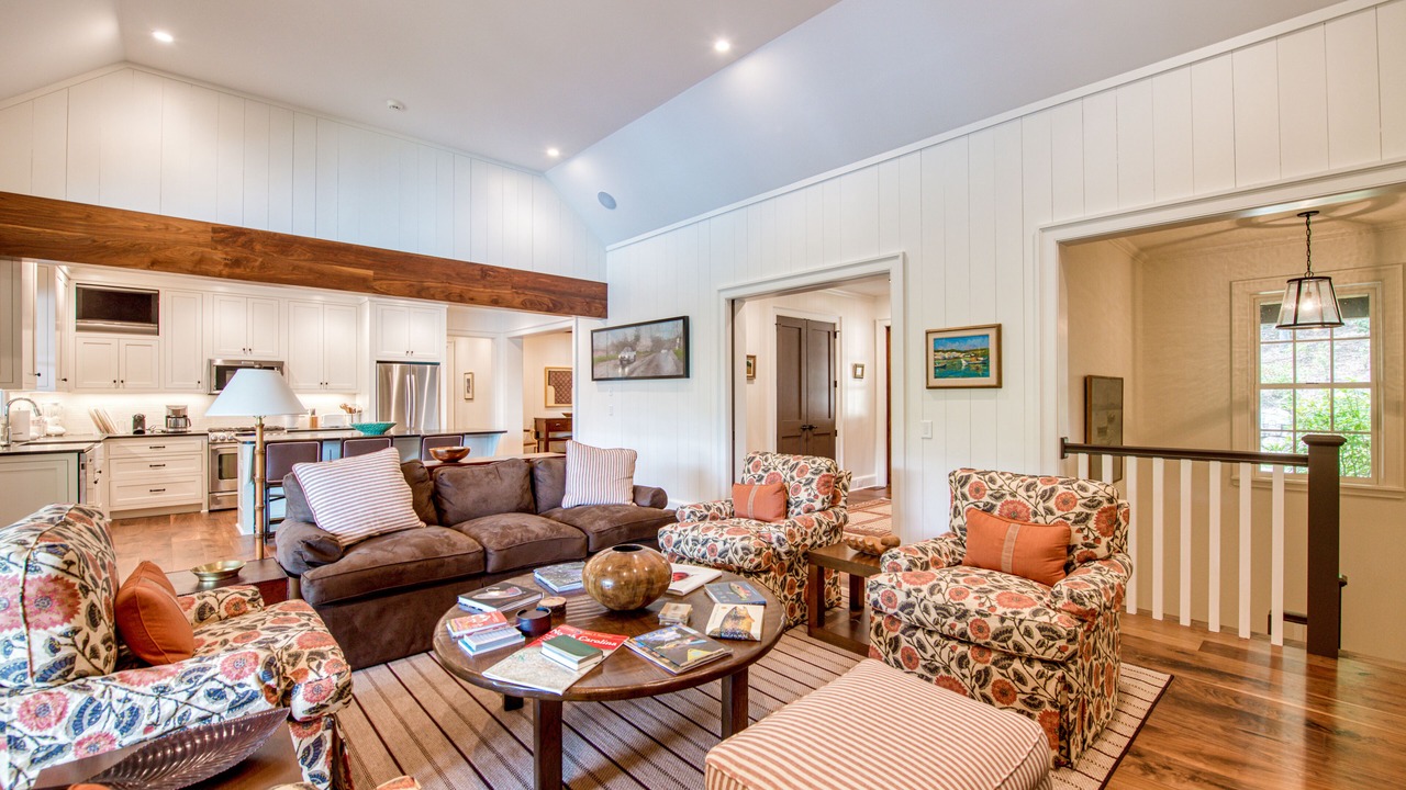 Photo of Livingroom in Lake Toxaway