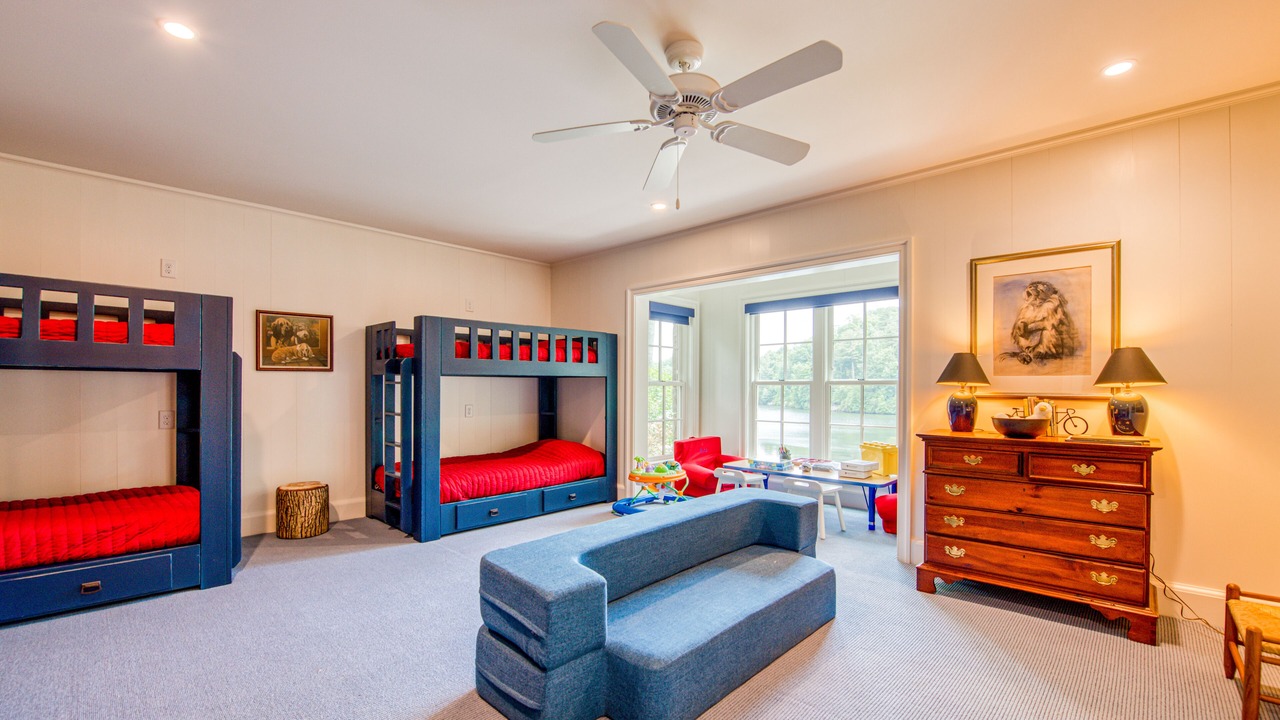 Photo of Livingroom in Lake Toxaway