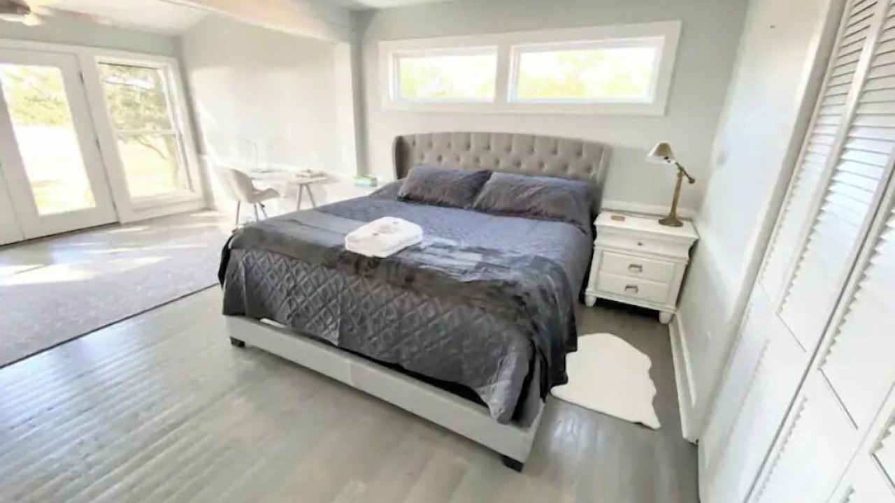 Photo of Bedroom in Manteo