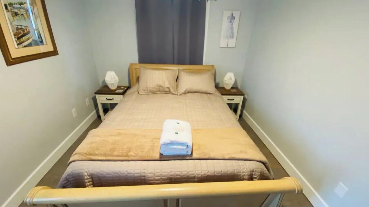 Photo of Bedroom in Manteo