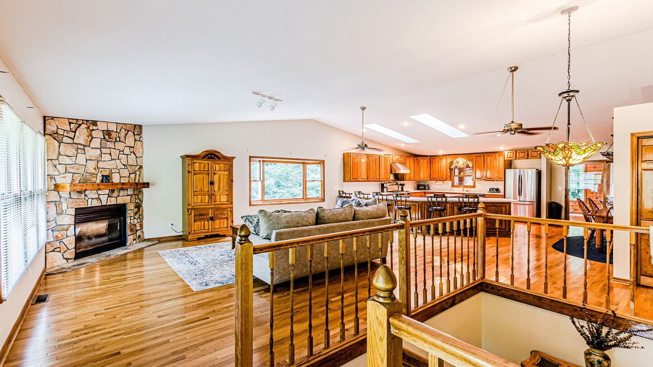 Photo of Livingroom in Topton