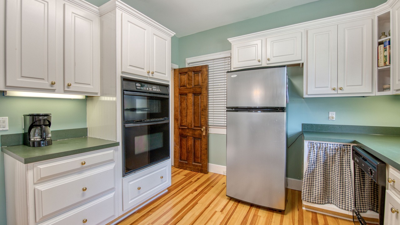 Photo of Kitchen in Lake Junaluska