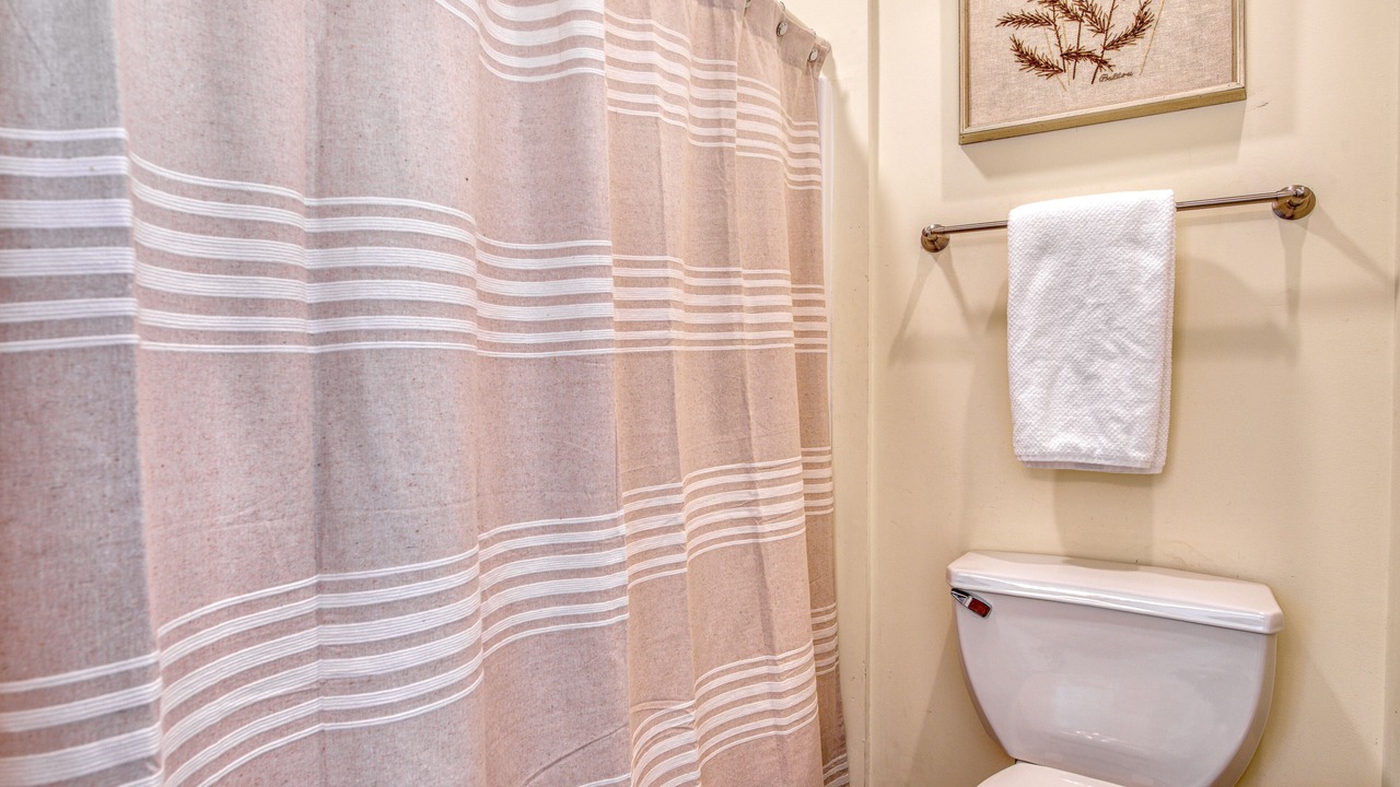 Photo of Bathroom in Lake Junaluska