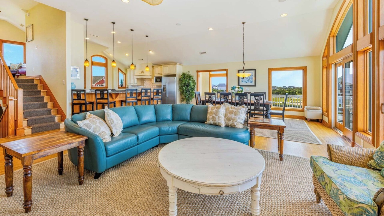Photo of Bedroom in Wind Over Waves