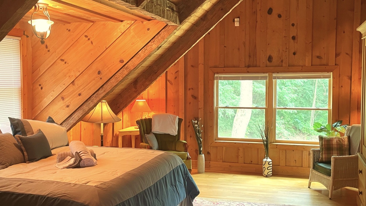 Photo of Bedroom in Scaly Mountain