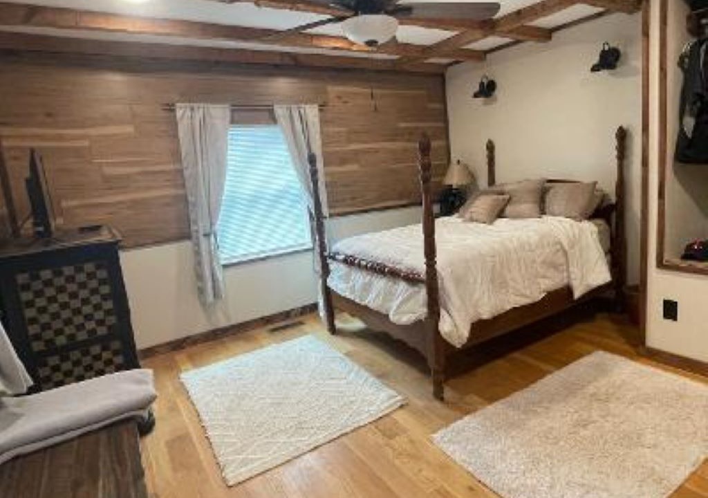 Photo of Bedroom in Scaly Mountain