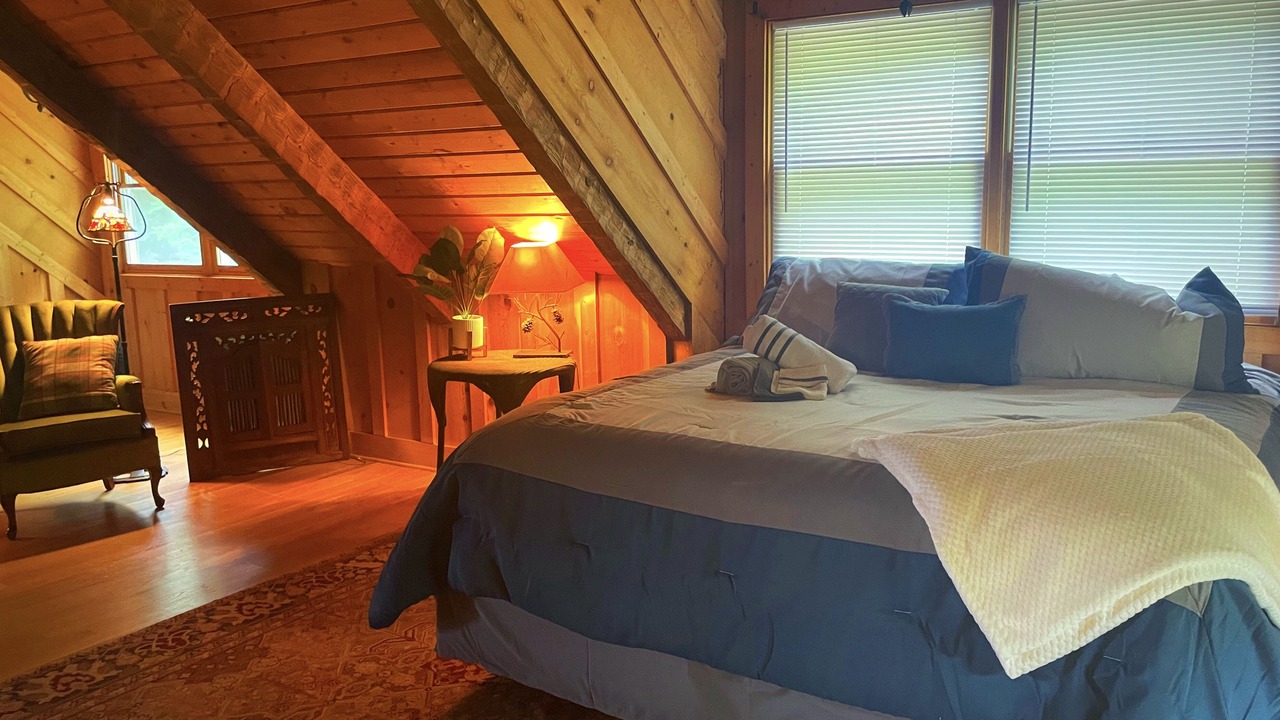 Photo of Bedroom in Scaly Mountain