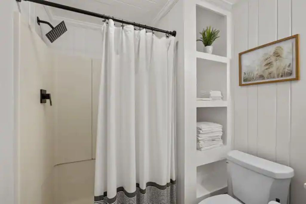 Photo of Bathroom in Atlantic Beach