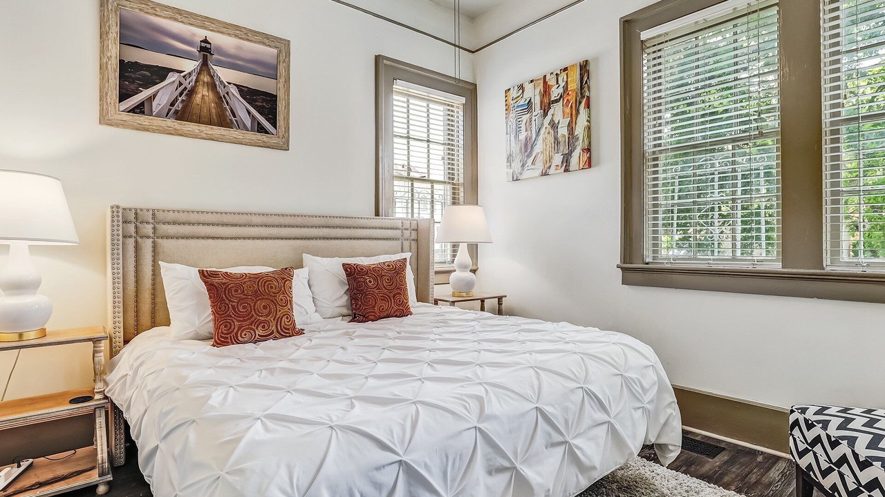 Photo of Bedroom in Thomas Square