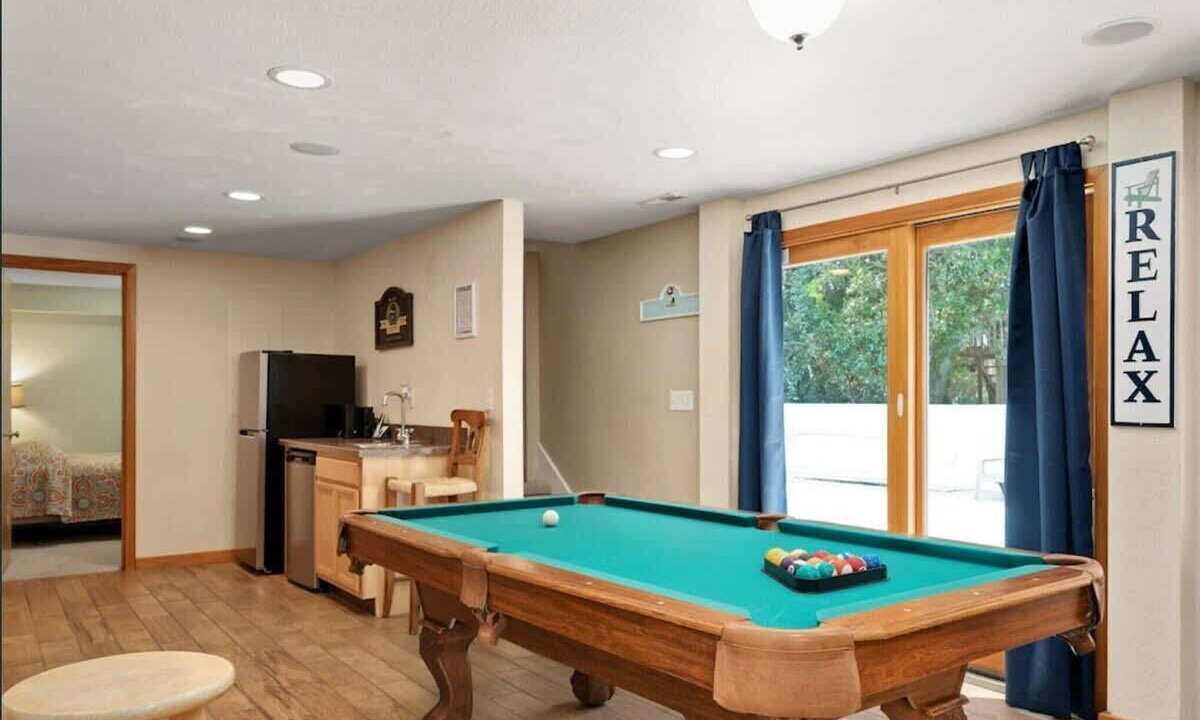 Photo of Bedroom in Corolla Village