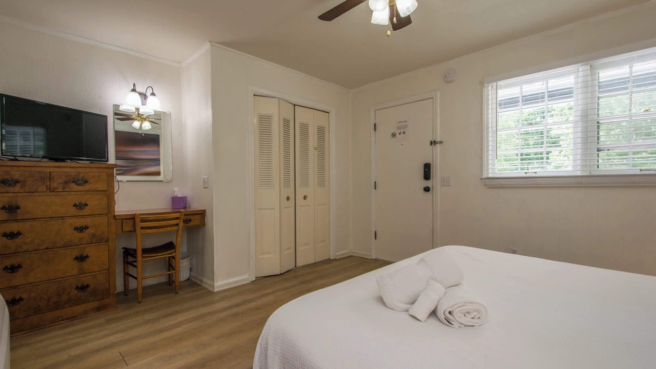 Photo of Bedroom in Flat Rock