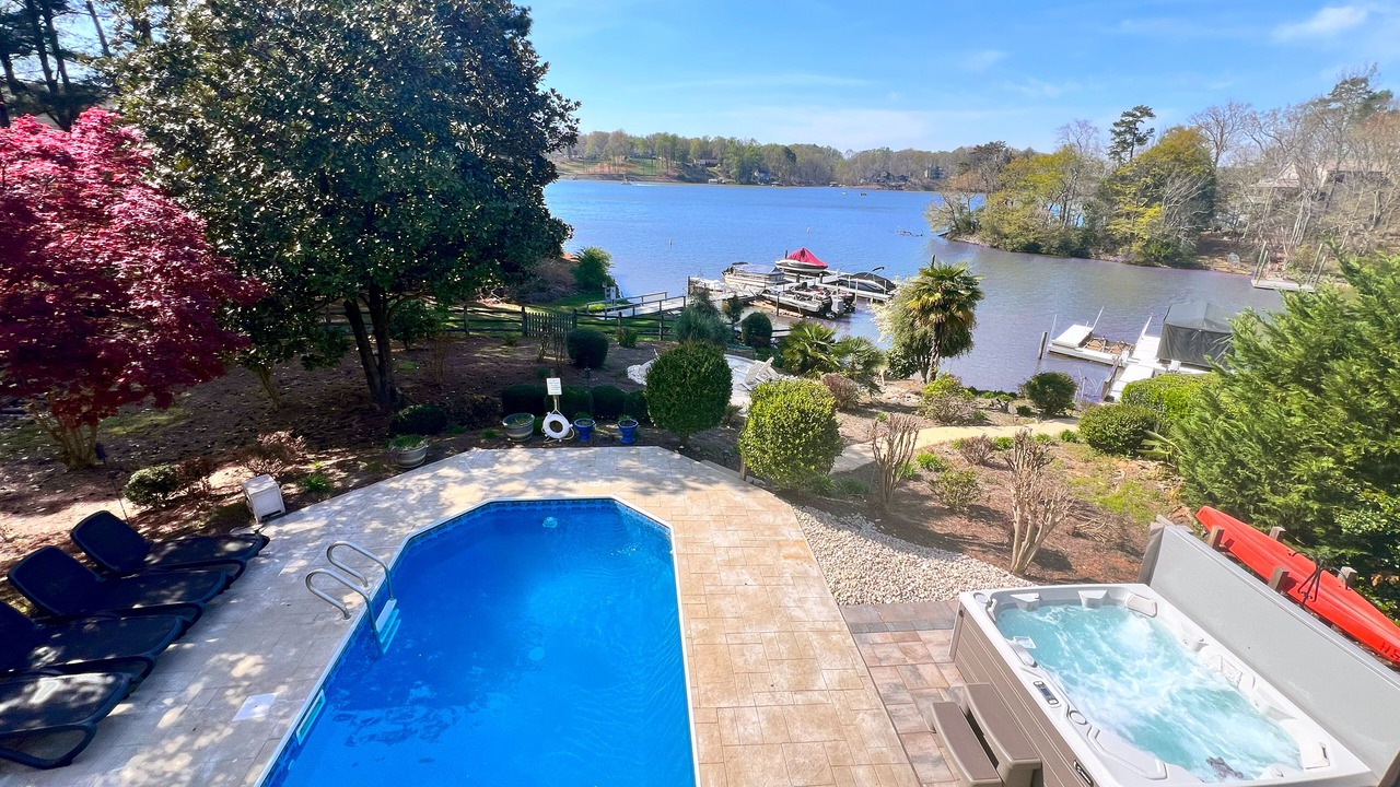 Photo of Outdoor in Dixie - Berryhill