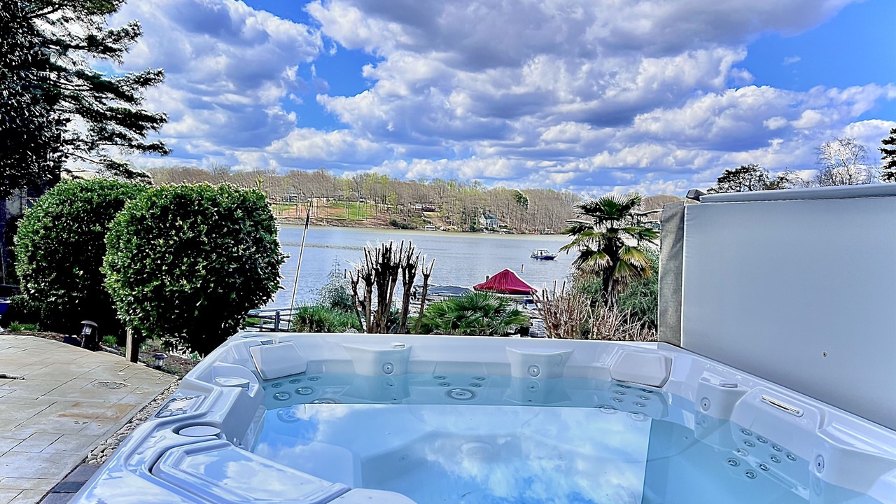 Photo of Outdoor in Dixie - Berryhill