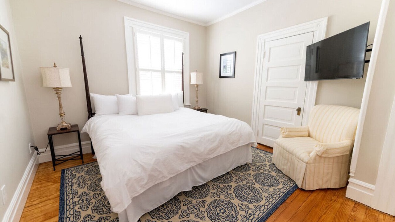 Photo of Bedroom in Edenton