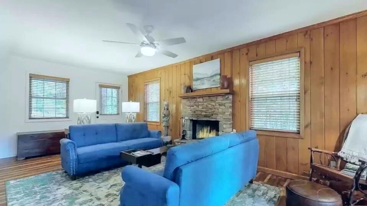 Photo of Livingroom in Lake Sequoyah