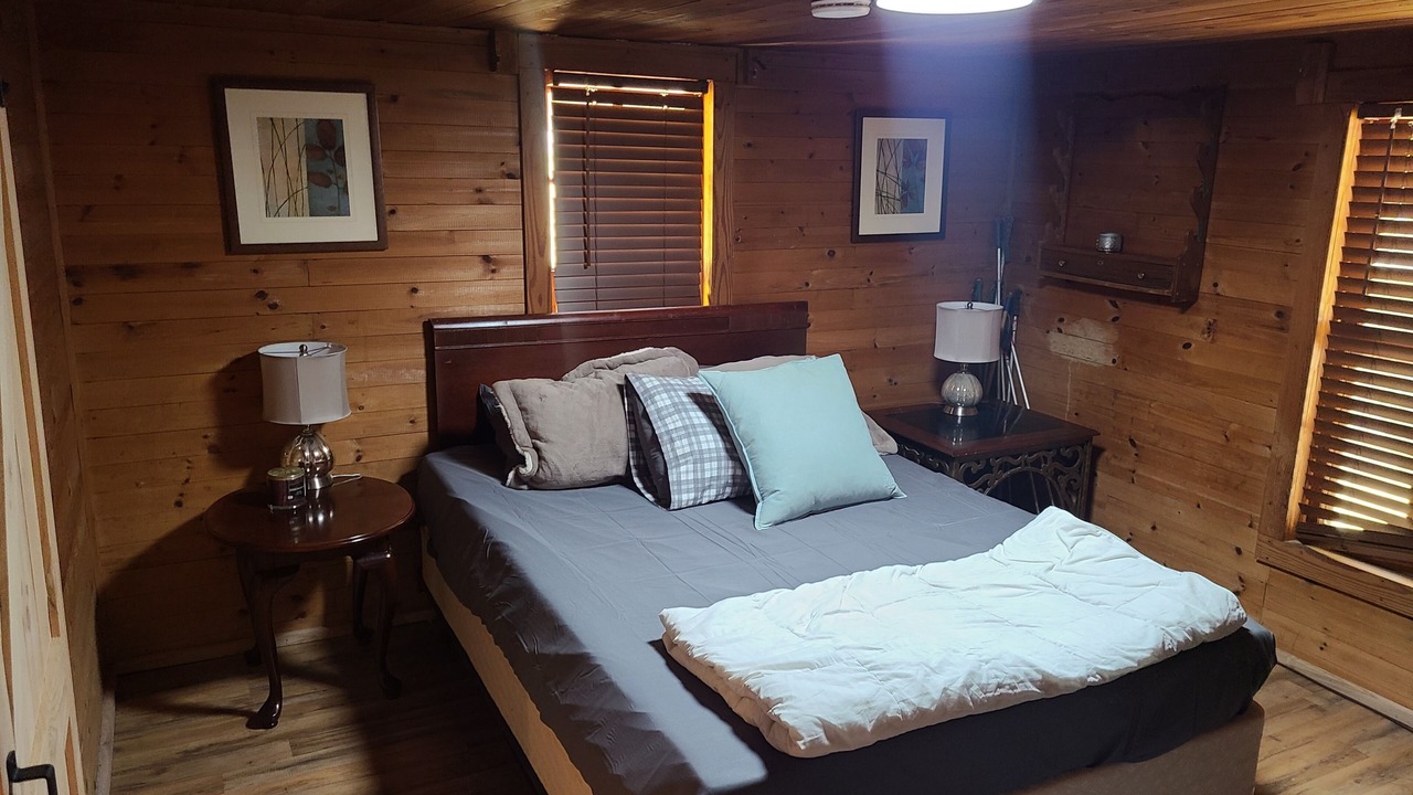 Photo of Bedroom in Millers Creek
