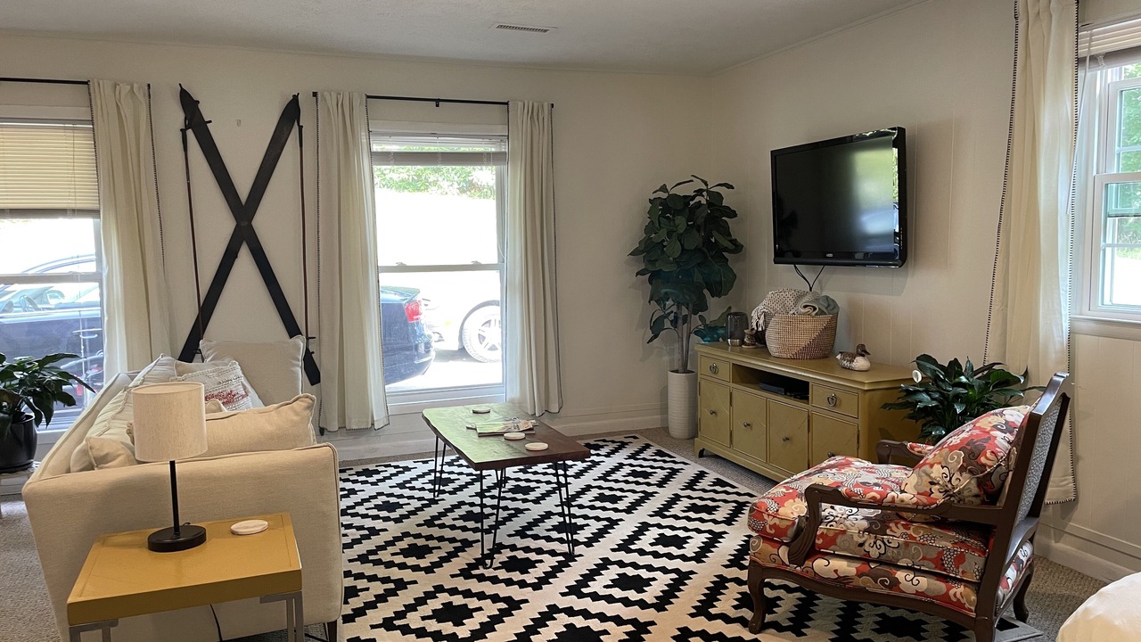 Photo of Livingroom in Blowing Rock