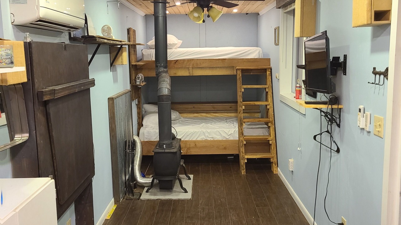 Photo of Bedroom in Millers Creek