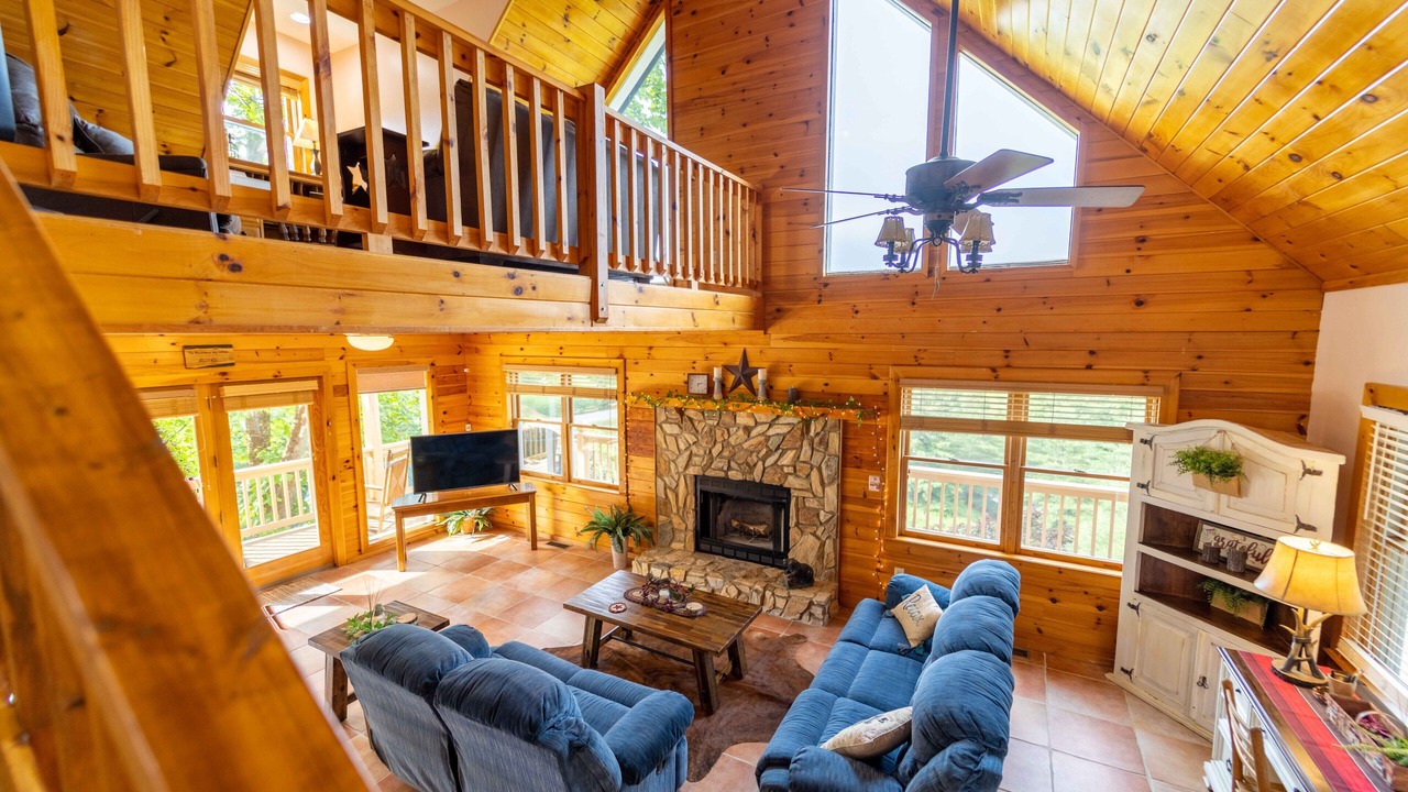 Photo of Livingroom in Piney Creek