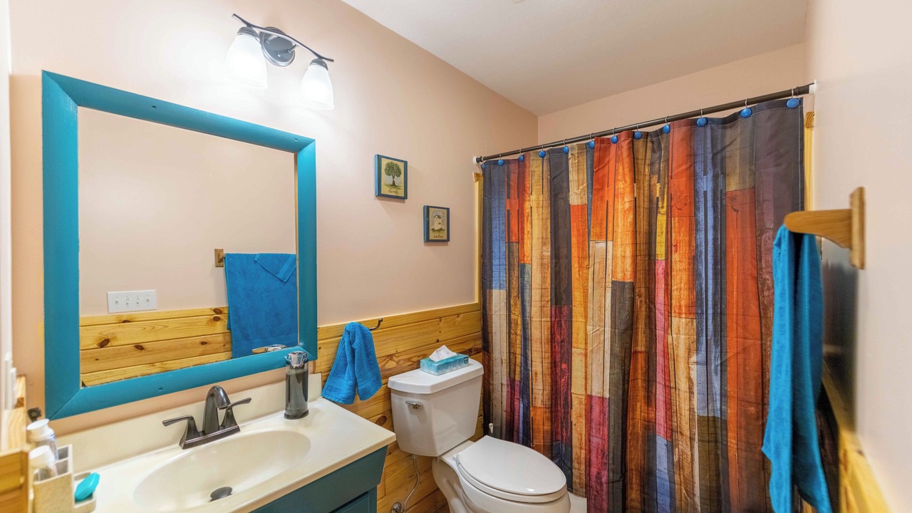 Photo of Bathroom in Piney Creek