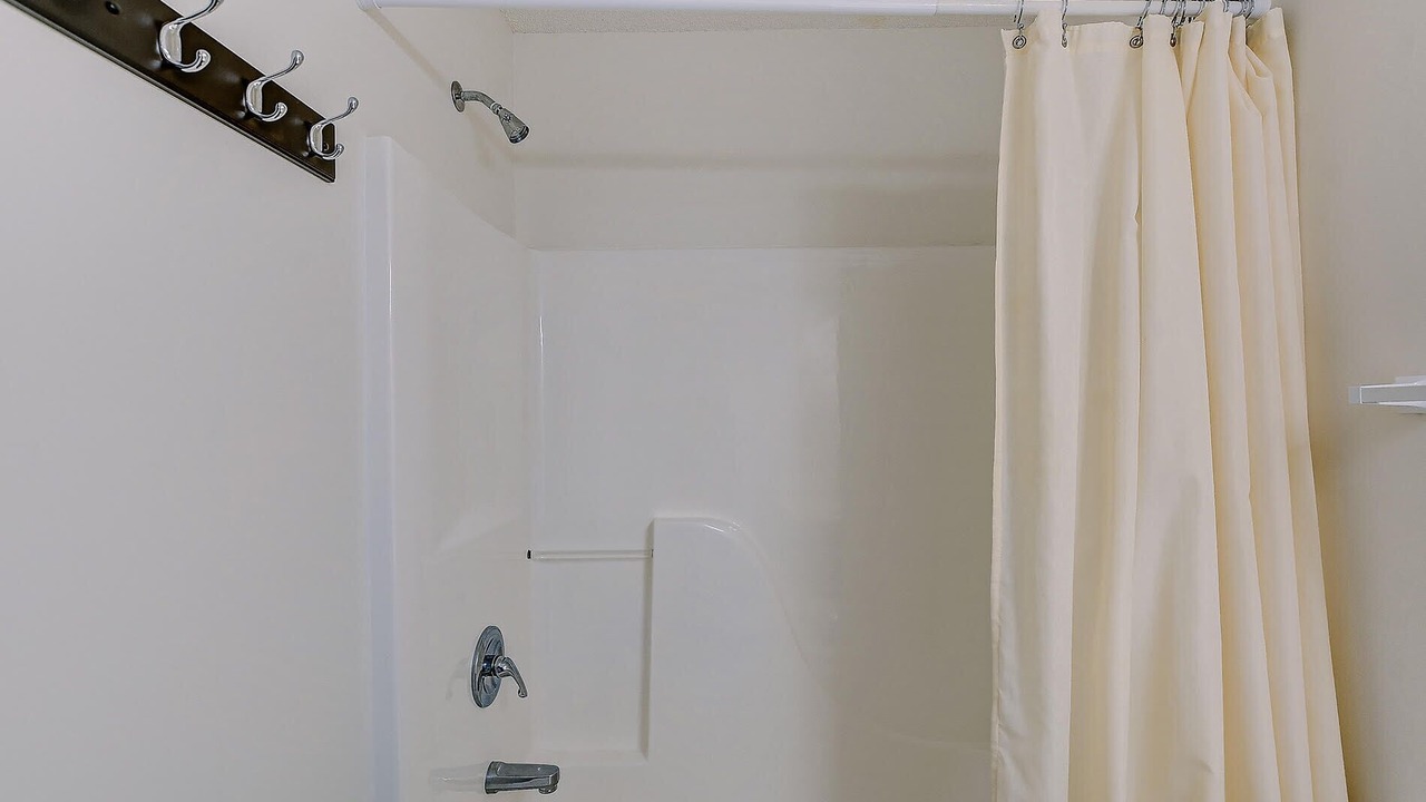Photo of Bathroom in Ash