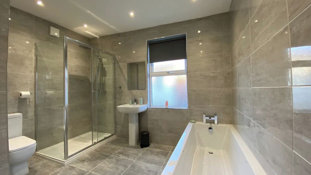 Photo of Bathroom in Heaton