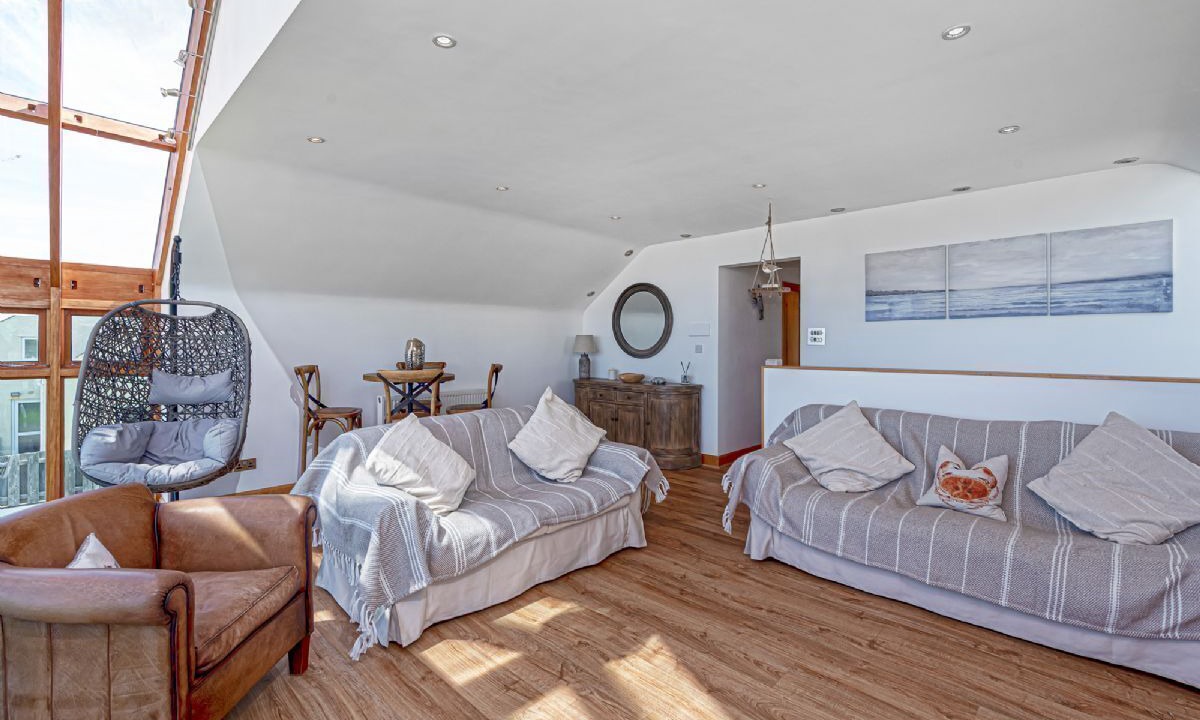 Photo of Livingroom in Cemaes Bay