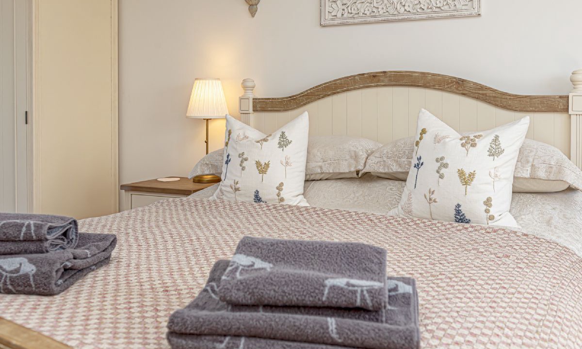 Photo of Bedroom in Cemaes Bay