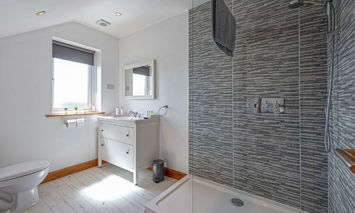 Photo of Bathroom in Cemaes Bay