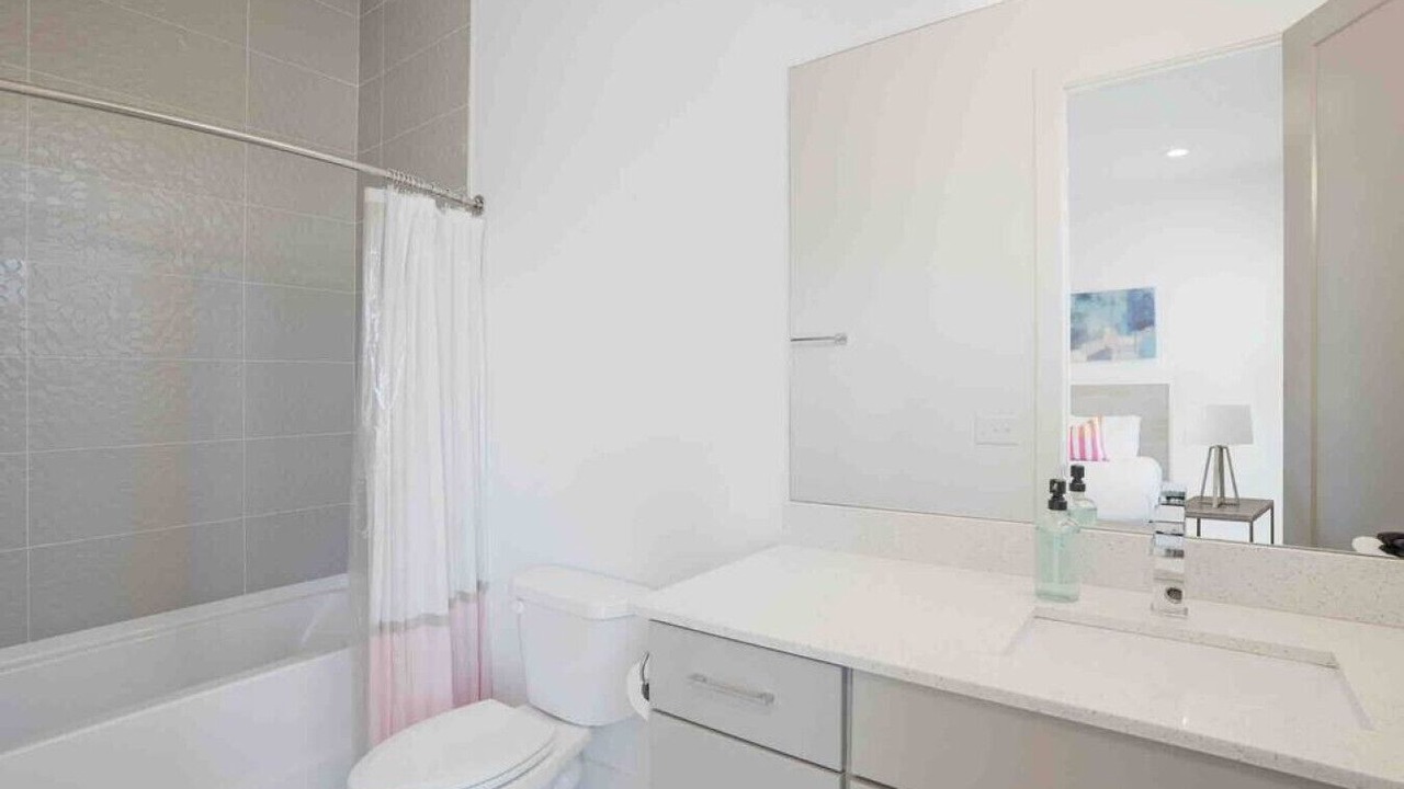 Photo of Bathroom in Eighth Avenue