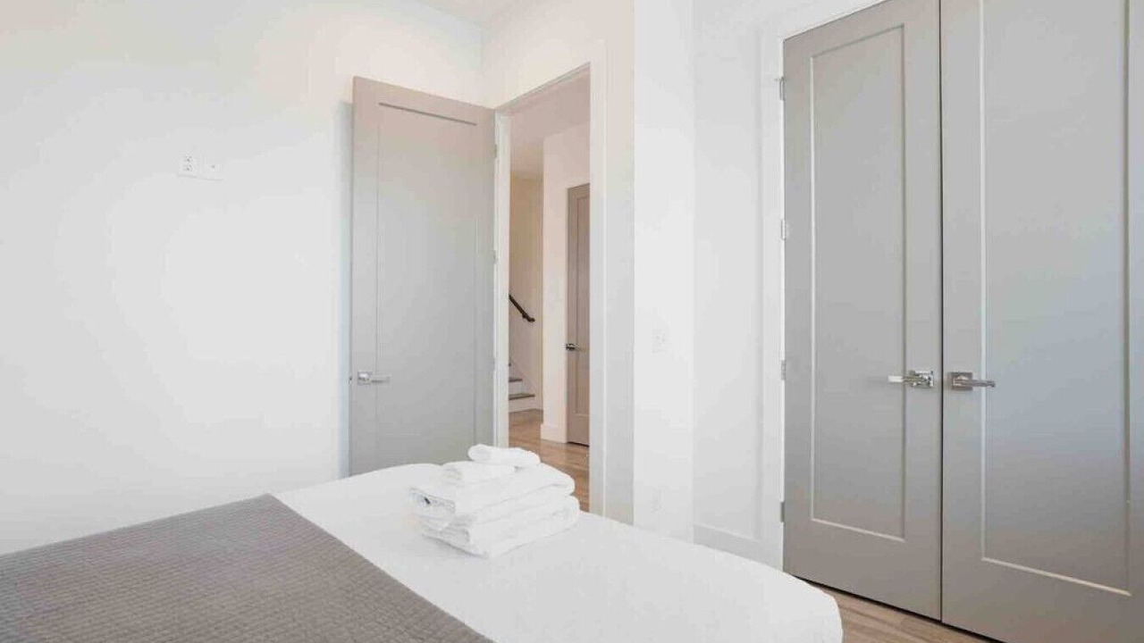 Photo of Bedroom in Eighth Avenue