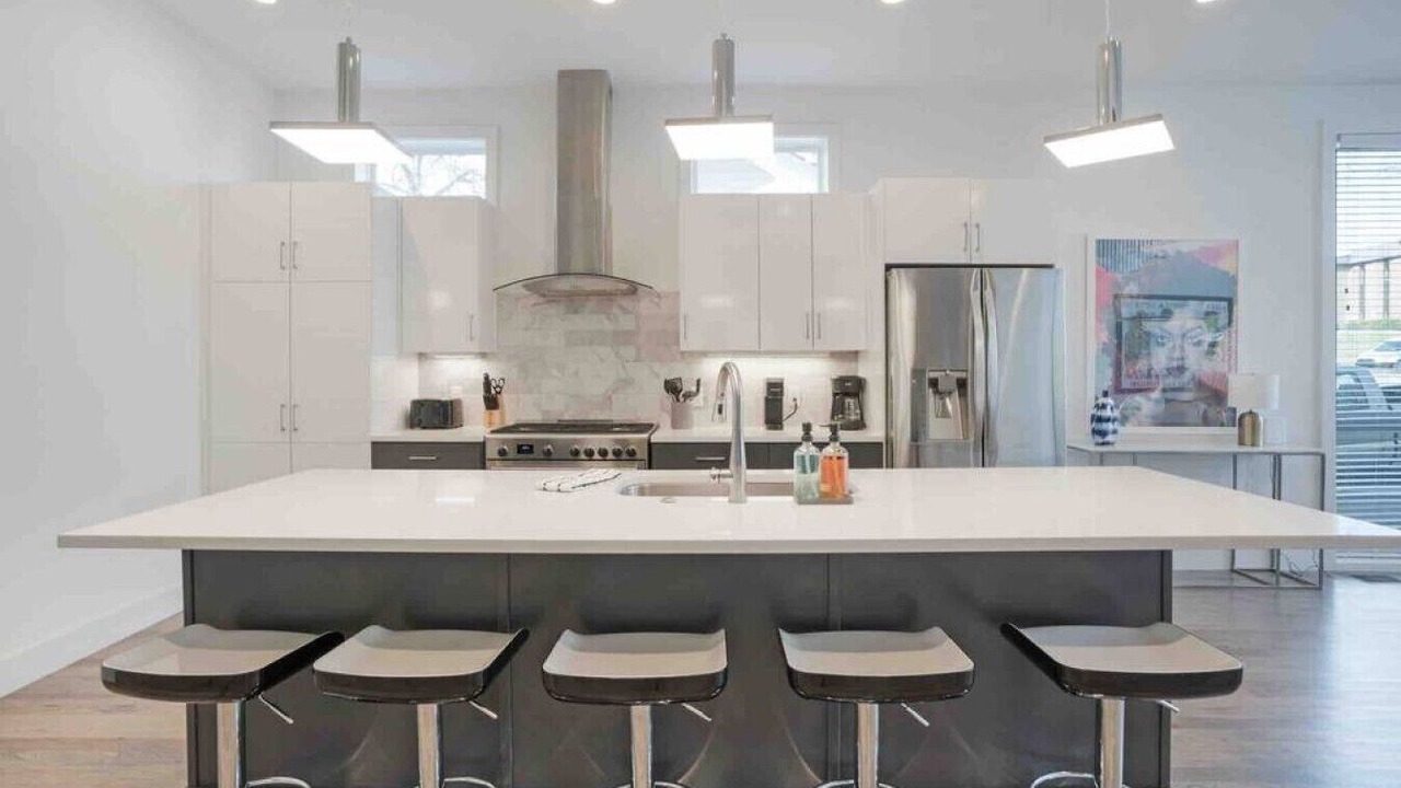 Photo of Kitchen in Eighth Avenue