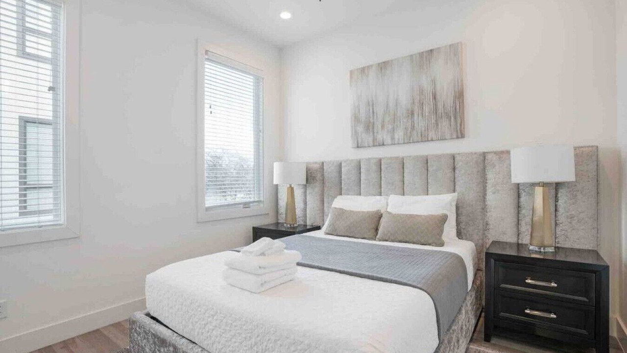 Photo of Bedroom in Eighth Avenue