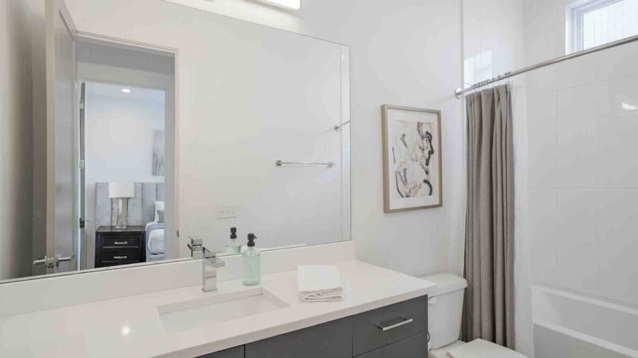 Photo of Bathroom in Eighth Avenue