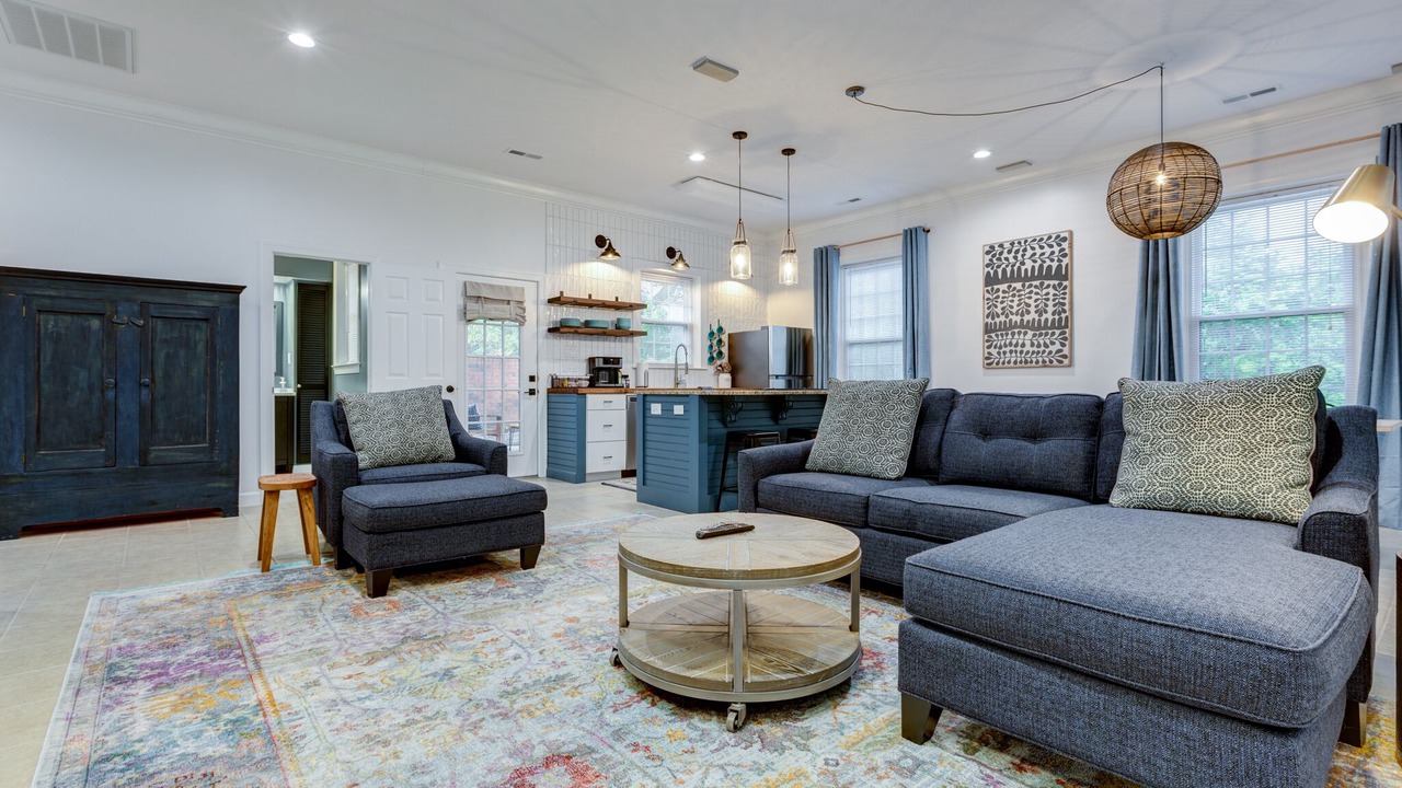 Photo of Livingroom in Winston - Salem