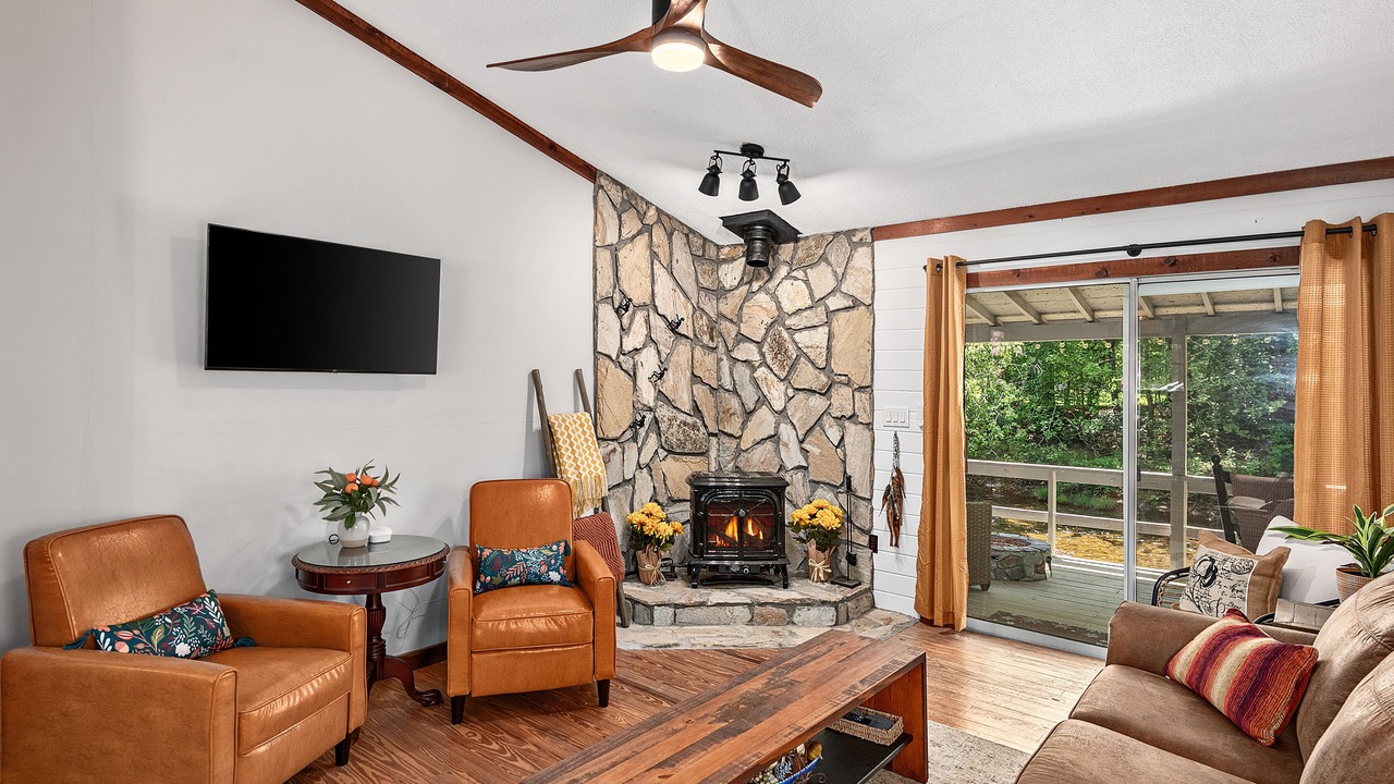 Photo of Livingroom in Horse Shoe