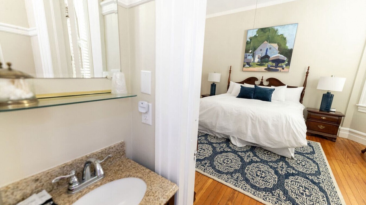 Photo of Bedroom in Edenton