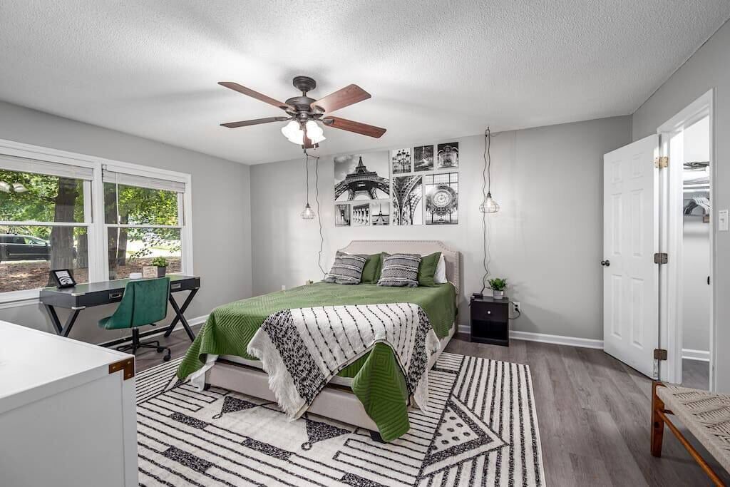 Photo of Bedroom in Apex