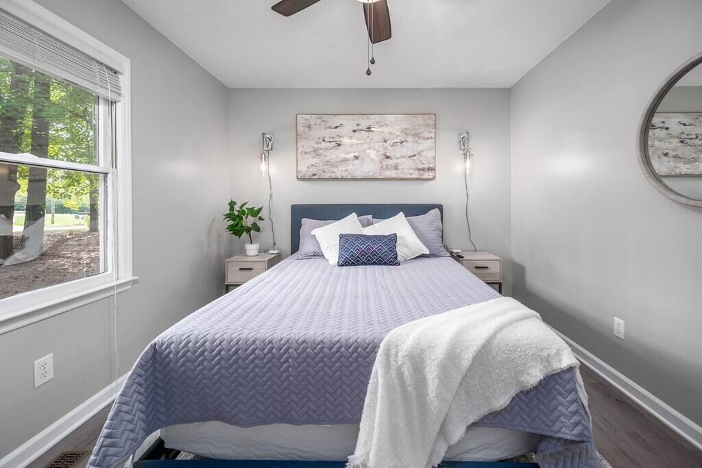 Photo of Bedroom in Apex
