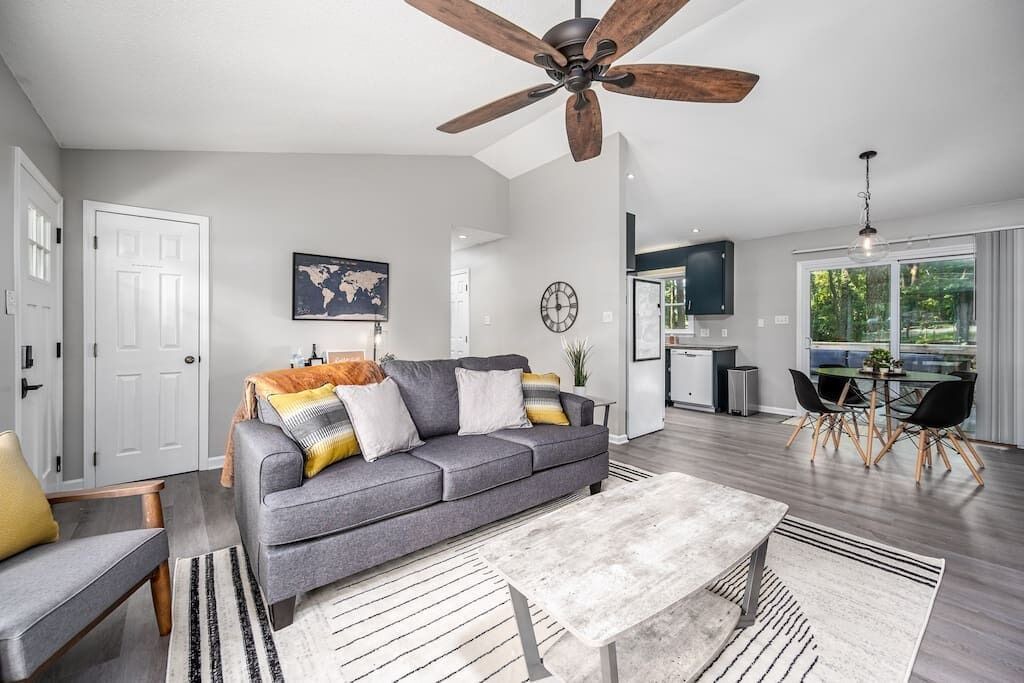 Photo of Bedroom in Apex