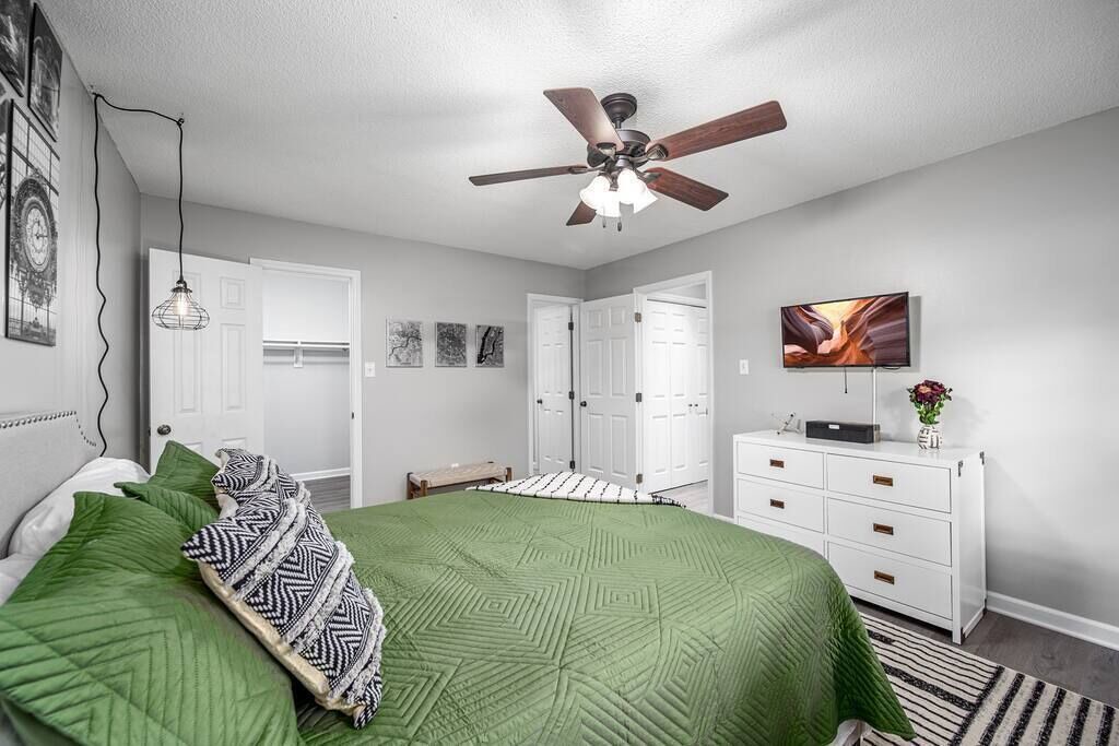 Photo of Bedroom in Apex